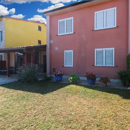 Apartment 2281 Pula