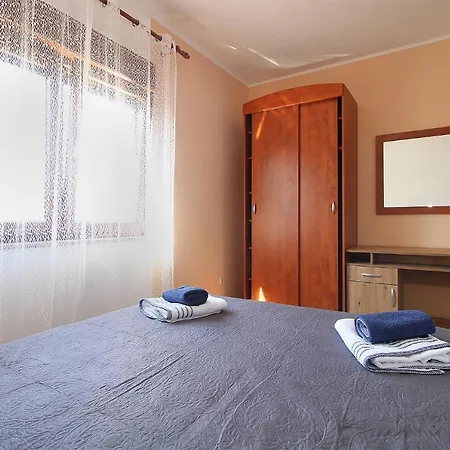 Apartment 2281 *
